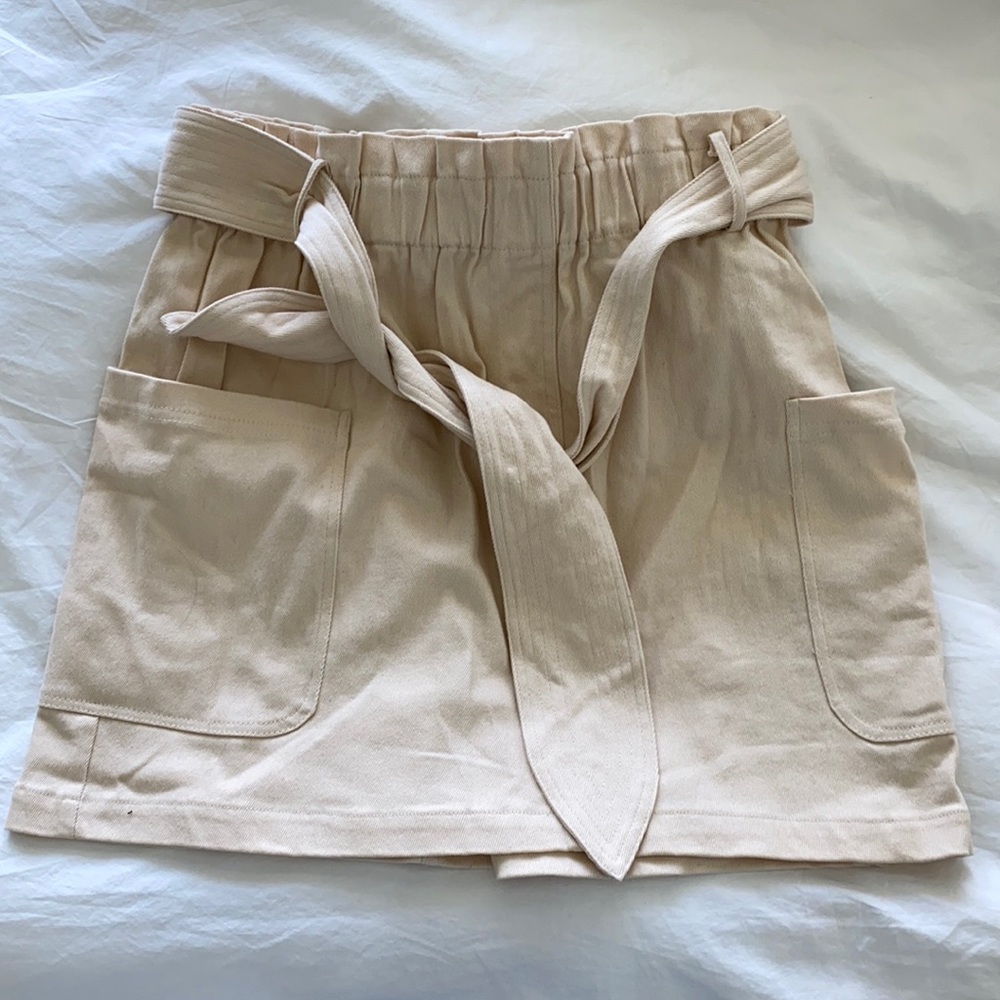 Nude khaki material skirt